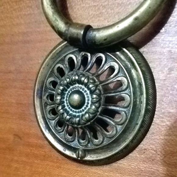 Antique Art Deco Pull Knobs set of 8 - Picture 7 of 14